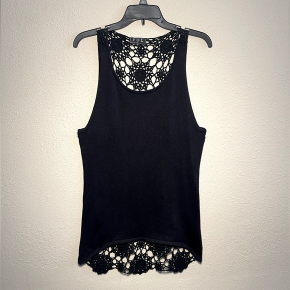 Black open-knit crochet back top - Picture 2 of 4